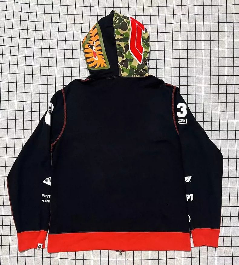 Bape Bape F1 Collaboration Shark Hoodie Rare XXL Size US XXL / EU 58 / 5 - 2 Thumbnail