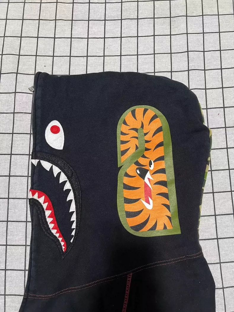 Bape Bape F1 Collaboration Shark Hoodie Rare XXL Size US XXL / EU 58 / 5 - 4 Thumbnail