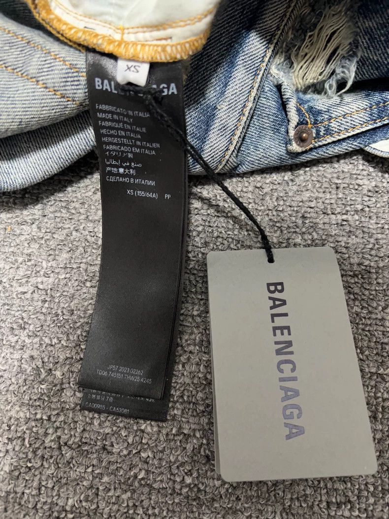 Balenciaga Balenciaga Distressed Wash Denim Pants for Men Size US 26 / EU 42 - 4 Thumbnail