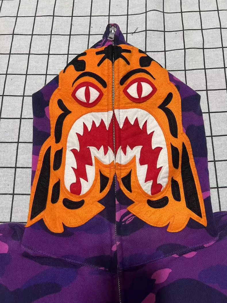 Bape Bape Purple Camouflage Tiger Head Jacket Size US M / EU 48-50 / 2 - 3 Thumbnail