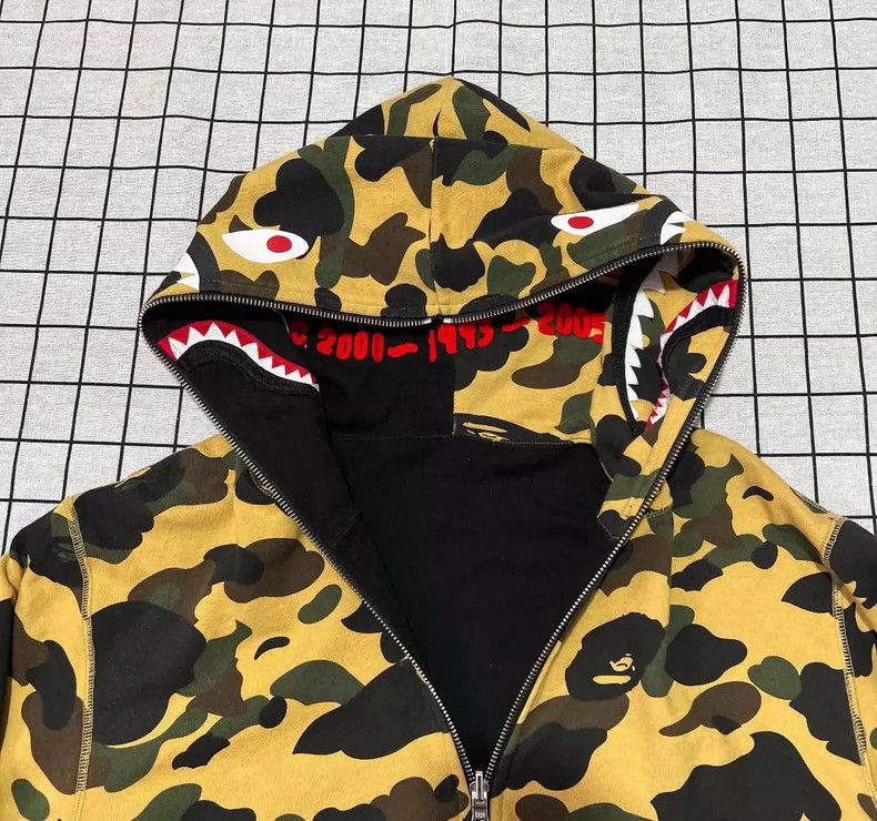 Bape Bape Yellow Camo Reversible Hoodie XL Size US XL / EU 56 / 4 - 5 Thumbnail
