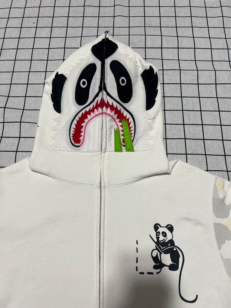 Bape Bape Panda Zip Hoodie XL Exclusive Size US XL / EU 56 / 4 - 3 Thumbnail