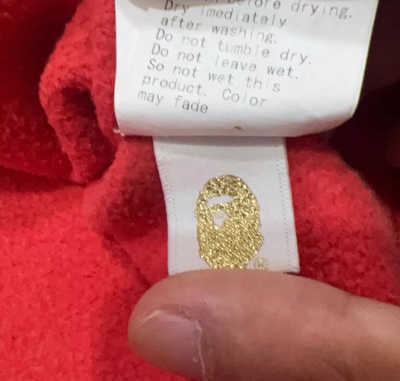 Bape Bape Red Camouflage Hoodie with Hood Size US L / EU 52-54 / 3 - 5 Thumbnail