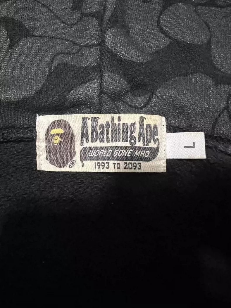 Bape BAPE Black Gold Shark Hoodie L Size Size US L / EU 52-54 / 3 - 6 Thumbnail