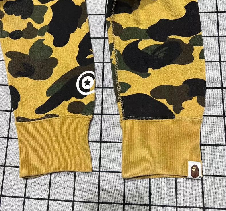 Bape Bape Camo Hoodie with Bear Design Size US M / EU 48-50 / 2 - 4 Thumbnail