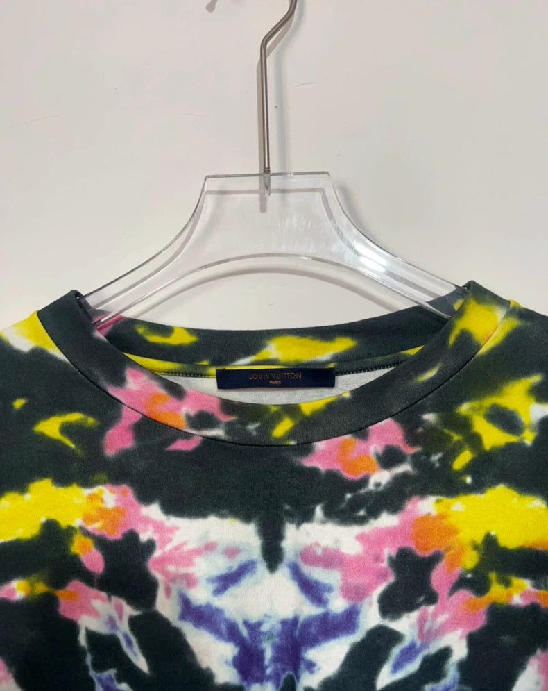 Louis Vuitton Louis Vuitton Tie-Dye Short Sleeve T-Shirt Size US XL / EU 56 / 4 - 6 Thumbnail