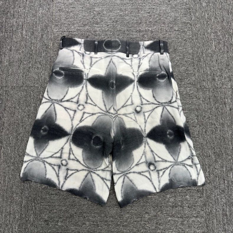 Louis Vuitton Louis Vuitton Tie-Dye Floral Shorts-yf Size US 36 / EU 52 - 2 Thumbnail