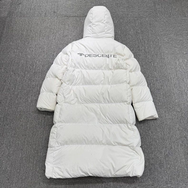Moncler Long White Down Coat with Hood-yf Size US XL / EU 56 / 4 - 2 Thumbnail