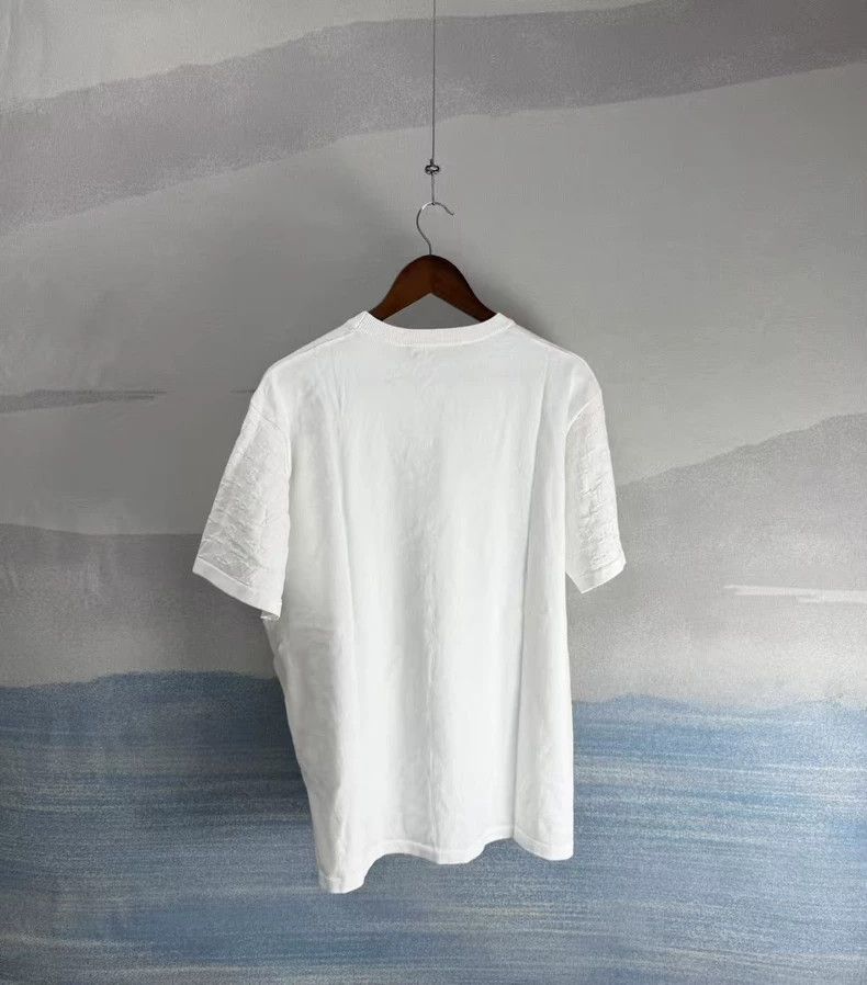 Louis Vuitton Louis Vuitton White Knit Short Sleeve Shirt-yf Size US L / EU 52-54 / 3 - 3 Thumbnail