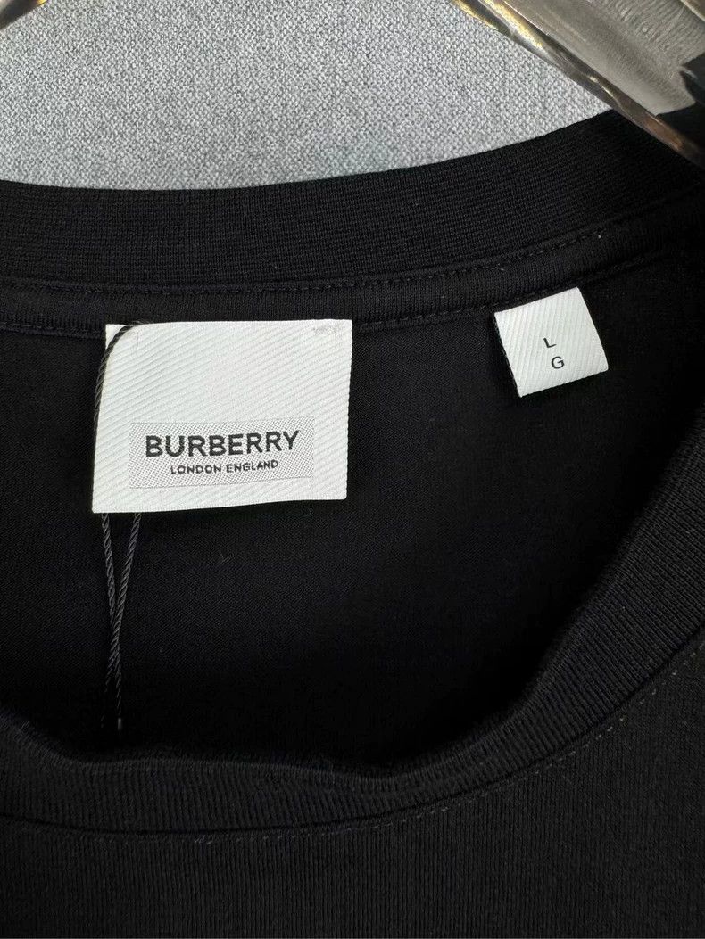 Burberry Burberry Check Side Black Short Sleeve Shirt-yf Size US L / EU 52-54 / 3 - 3 Thumbnail