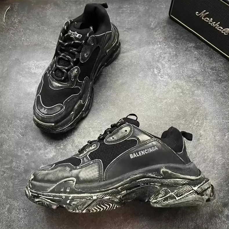 Balenciaga Balenciaga Triple S Black Gray Sneakers-yf Size US 10 / EU 43 - 4 Thumbnail