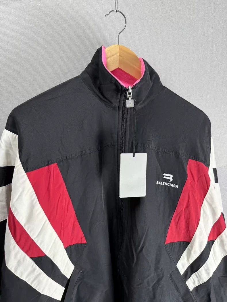 Balenciaga Balenciaga Black Red Patchwork Windbreaker Jacket-yf Size US XS / EU 42 / 0 - 2 Thumbnail