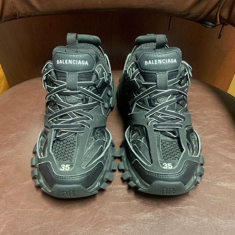 Balenciaga Balenciaga Track Sneakers Size 35 Excellent Condition Size US 5 / IT 35 - 3 Thumbnail