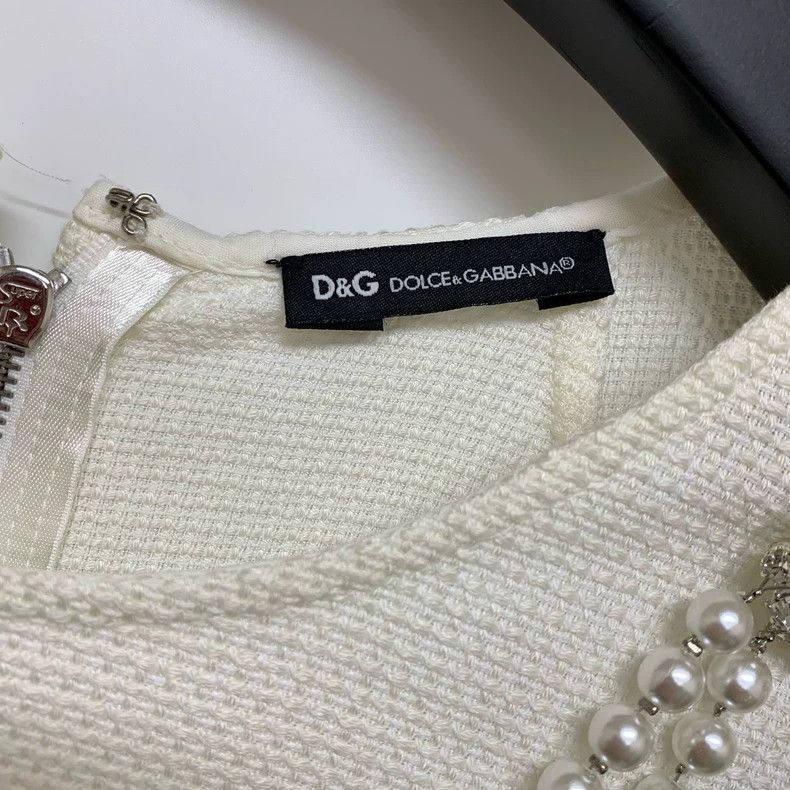 Dolce & Gabbana White Pearl-Decorated Sleeveless Top Size M / US 6-8 / IT 42-44 - 3 Thumbnail