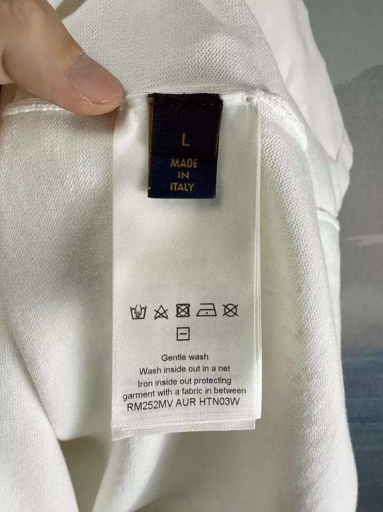 Louis Vuitton Louis Vuitton White Gradient Short Sleeve T-shirt Size L / US 10 / IT 46 - 4 Thumbnail