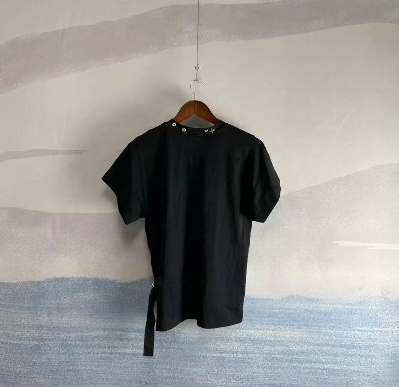 Louis Vuitton Louis Vuitton Black Short Sleeve Floral Top Size S / US 4 / IT 40 - 2 Thumbnail