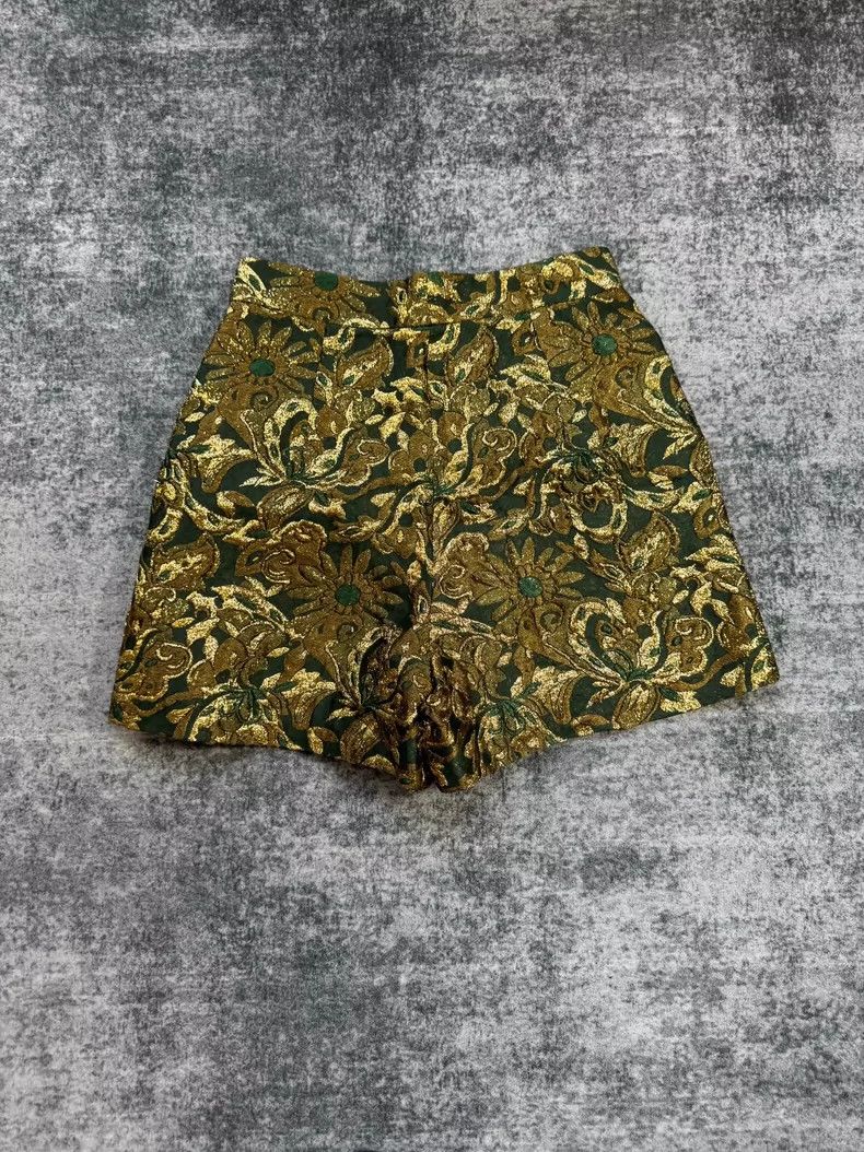 Dolce & Gabbana D&G Floral Embellished Shorts Size 38 Size 38" / US 16 / IT 52 - 2 Thumbnail