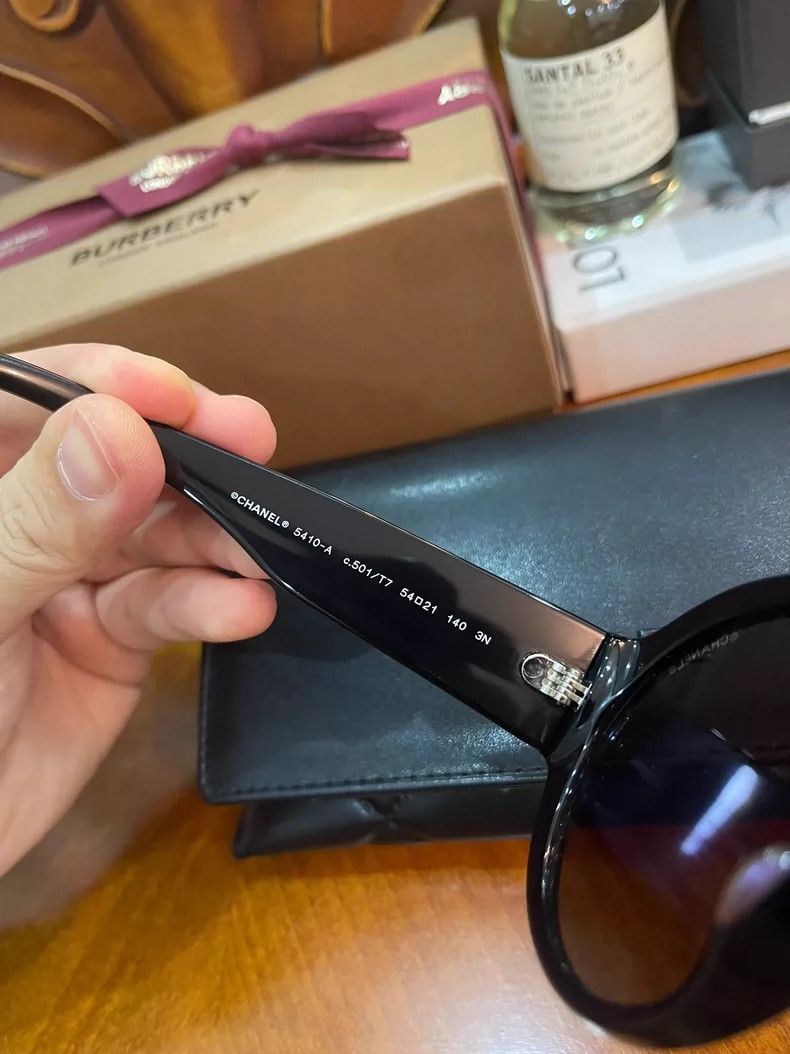 Chanel Chanel Sunglasses in Classic Black Gray Size ONE SIZE - 5 Thumbnail