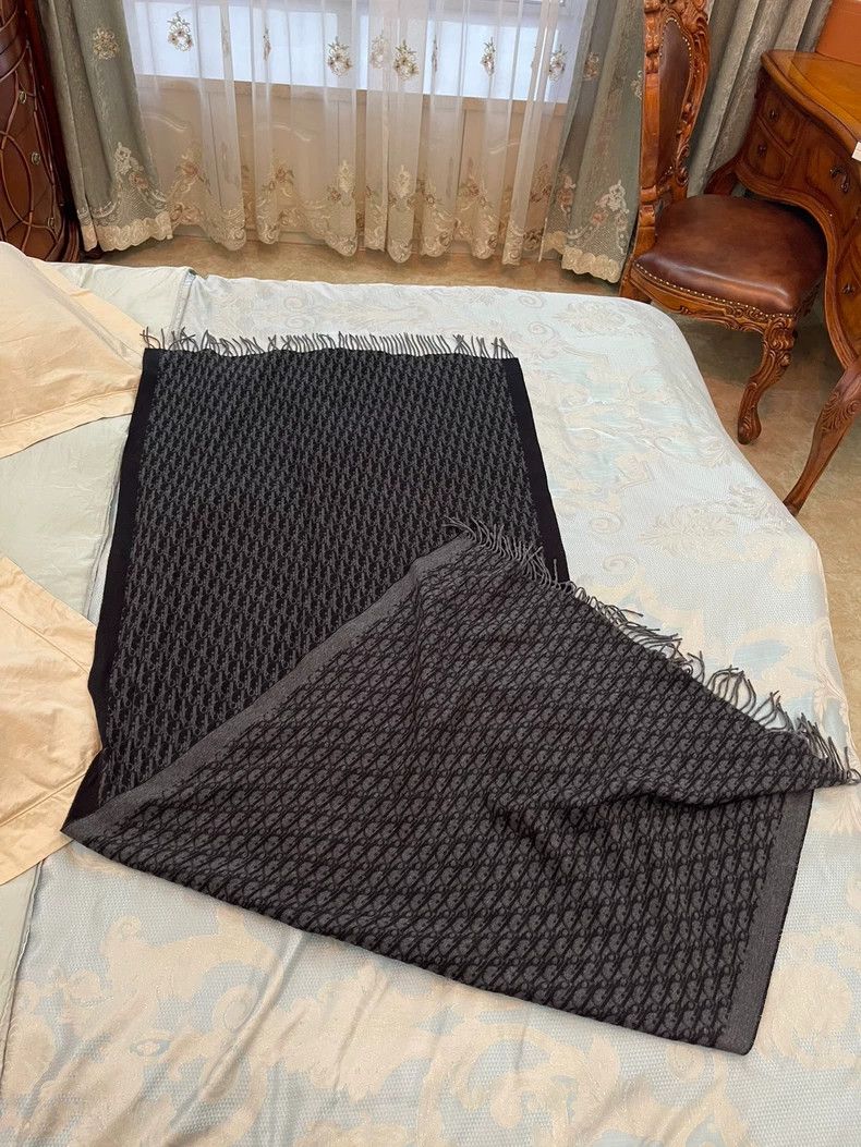 Dior DIOR Scarf Reversible Shawl 100% Silk Size ONE SIZE - 2 Thumbnail