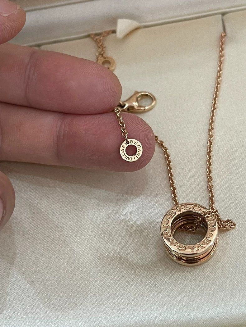 Bvlgari Bzero1 Necklace with Box and Certificate