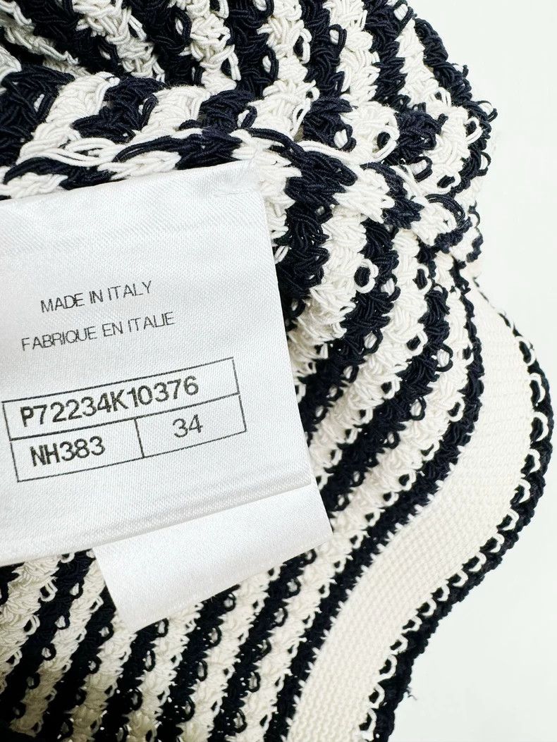 Chanel Chanel Striped Knit Vest Size 34 Size XS / US 0-2 / IT 36-38 - 4 Thumbnail