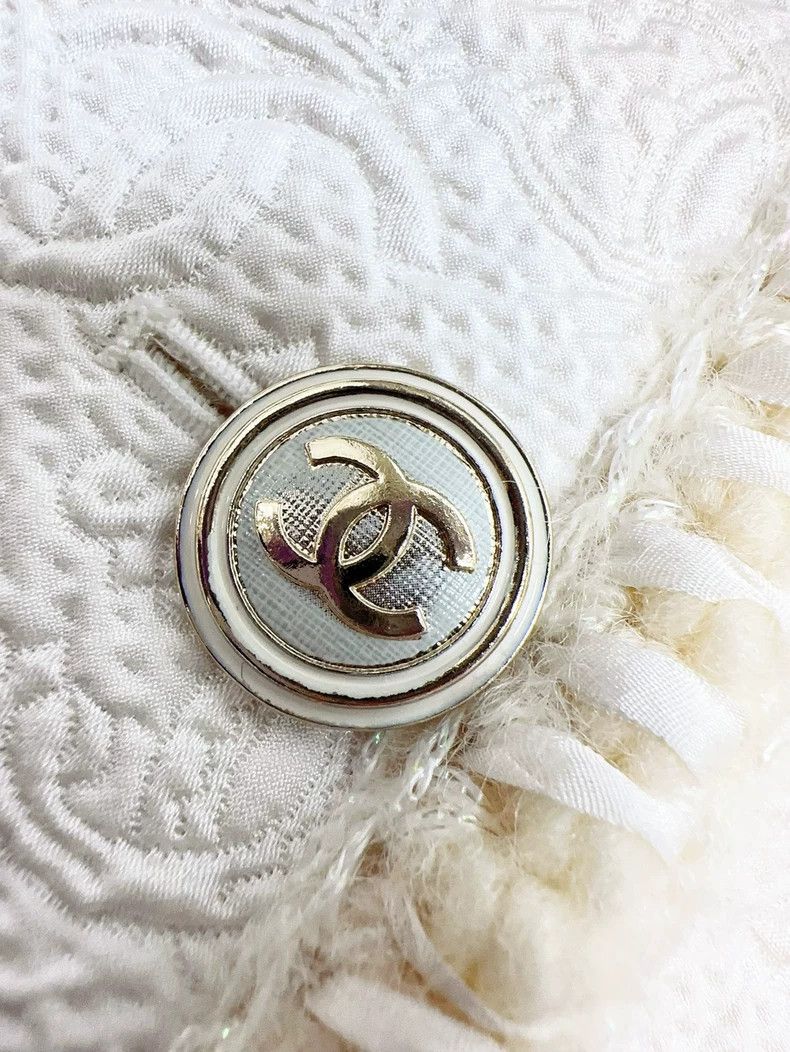 Chanel Chanel 21A Castle Series White Jacket Size S / US 4 / IT 40 - 4 Thumbnail