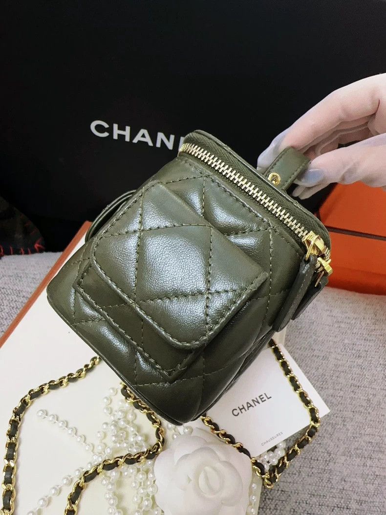 Chanel Chanel 22k Cargo Vanity Box Bag Size ONE SIZE - 5 Thumbnail