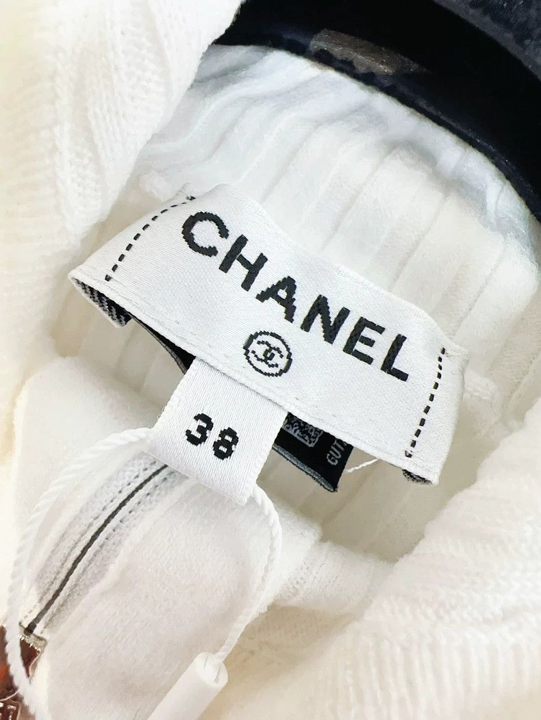 Chanel Chanel White Hooded Knit Top with Logo Size M / US 6-8 / IT 42-44 - 6 Thumbnail