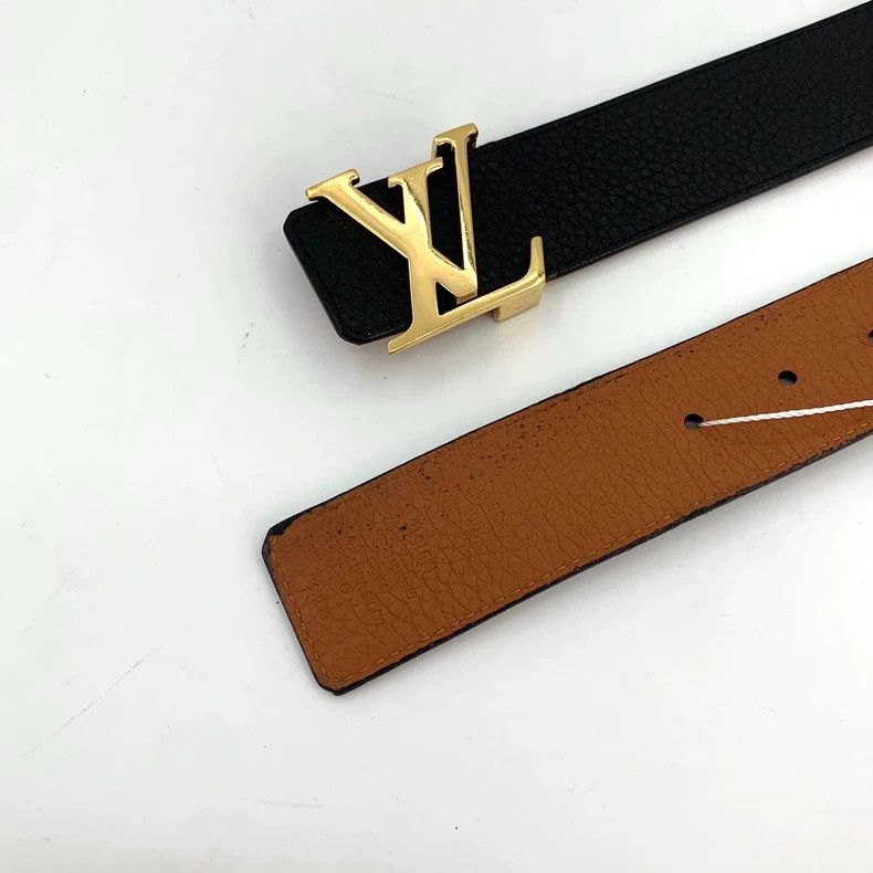 Louis Vuitton Louis Vuitton Black Leather Logo Belt Size ONE SIZE - 5 Thumbnail