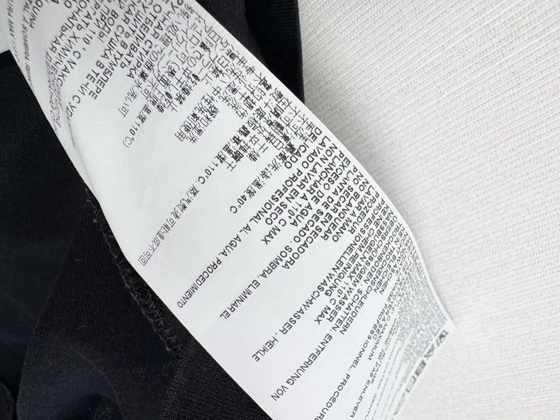 Maison Margiela Maison Margiela Short Sleeve Black T-Shirt Size L / US 10 / IT 46 - 6 Thumbnail
