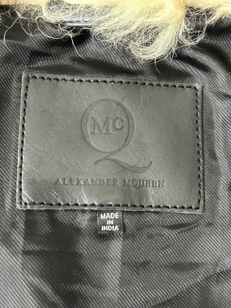 Alexander McQueen Alexander McQueen Black Leather Jacket with Fur Collar Size S / US 4 / IT 40 - 3 Thumbnail