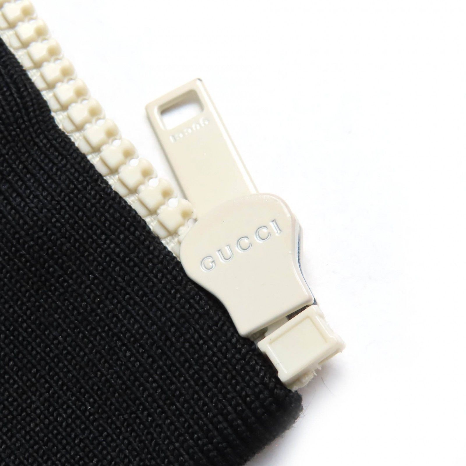 Gucci Gucci Gucci Parker Oversized GG embossed GG logo jersey jacquard Polyester Top Others Tops 661783 DUTY FREE for USA Size ONE SIZE - 7 Thumbnail