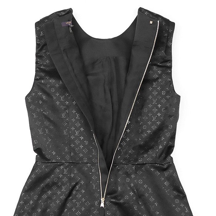 Louis Vuitton Louis Vuitton Louis Vuitton Monogram Silk Dress Others Dresses RW141W F5DR13SSX Size ONE SIZE - 6 Thumbnail