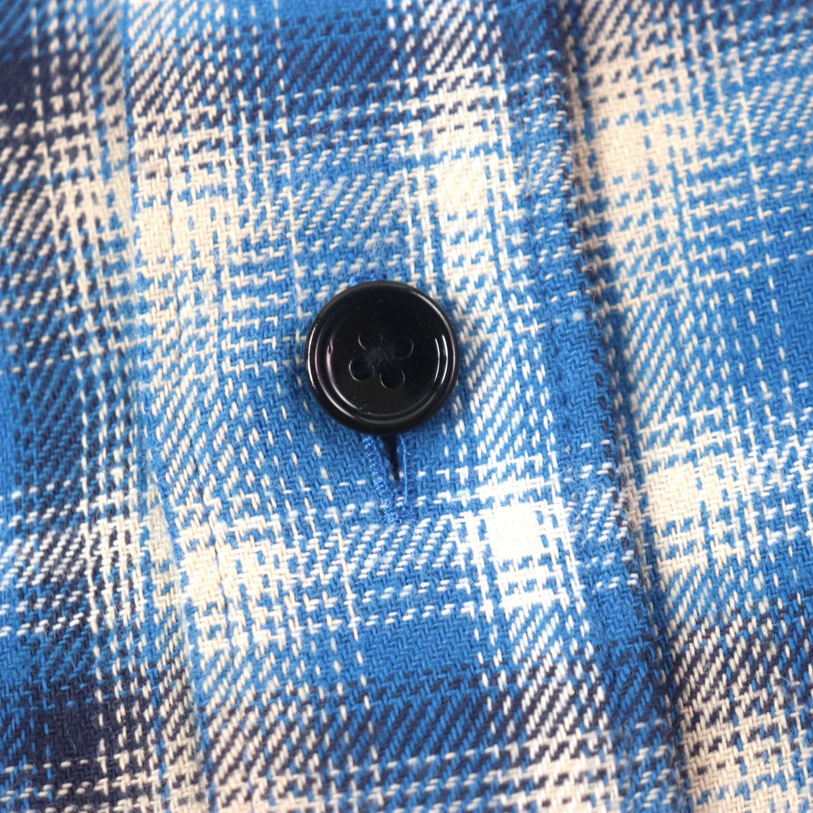 Celine Celine Celine Loose Shirt Cotton Shirt Cotton Dress Shirt 2C486354M DUTY FREE for USA Size ONE SIZE - 4 Thumbnail