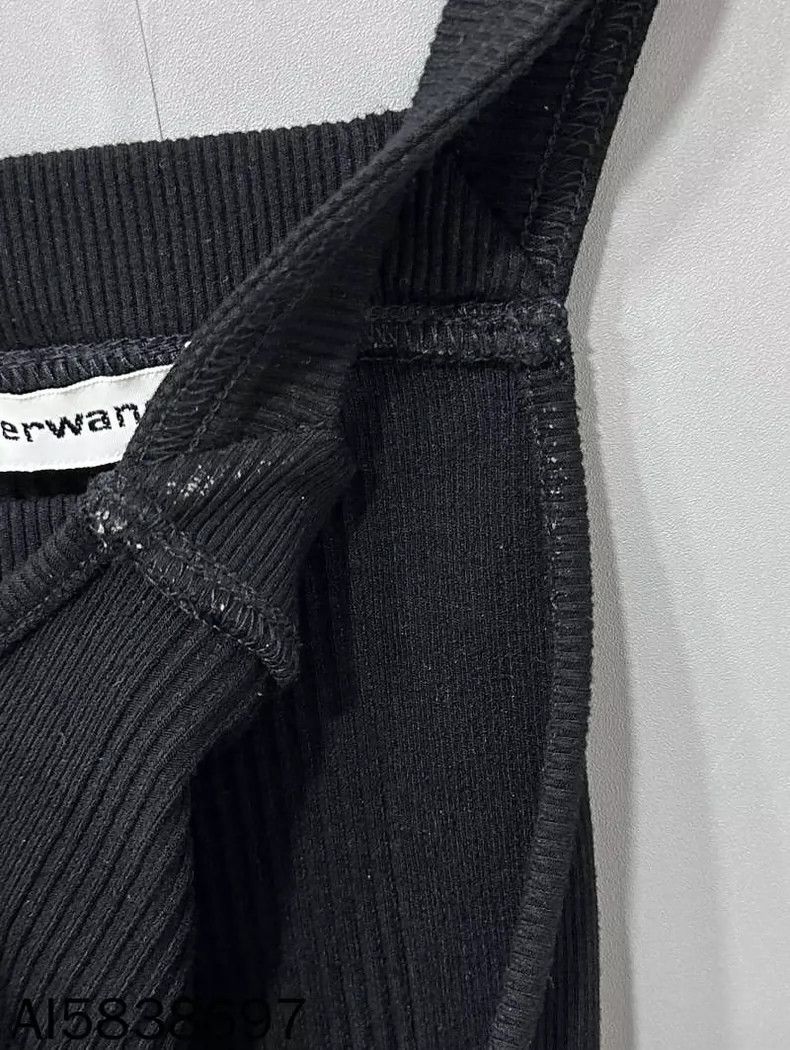 Alexander Wang Alexander Wang Black Cropped Tank Top Size XS / US 0-2 / IT 36-38 - 4 Thumbnail