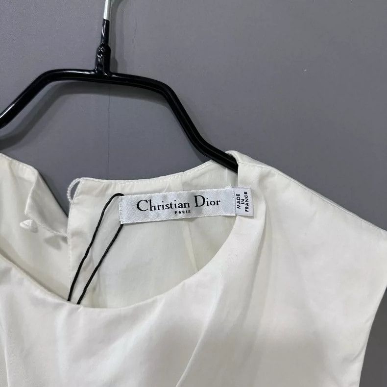 Dior Sleeveless Wrinkled Irregular Dress by Dior Size XS / US 0-2 / IT 36-38 - 4 Thumbnail