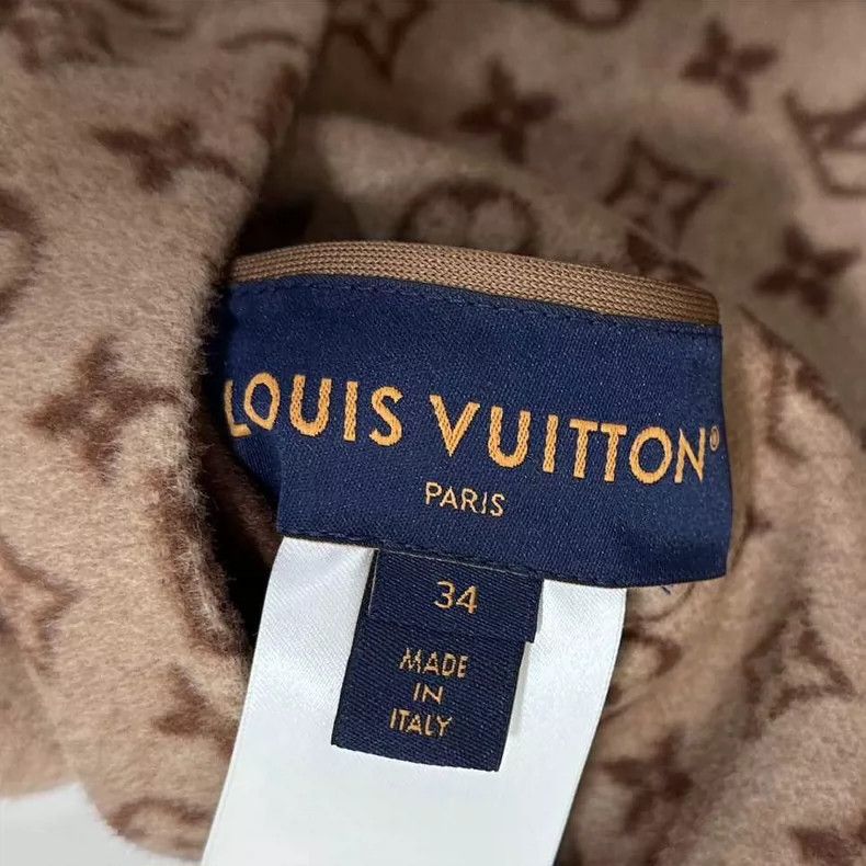 Louis Vuitton New Louis Vuitton Brown Patterned Coat Size S / US 4 / IT 40 - 8 Thumbnail
