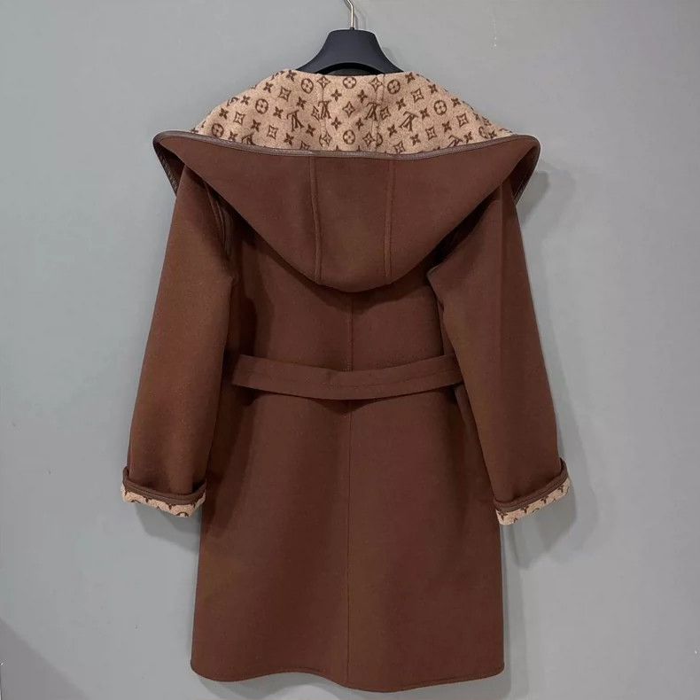Louis Vuitton New Louis Vuitton Brown Patterned Coat Size S / US 4 / IT 40 - 3 Thumbnail