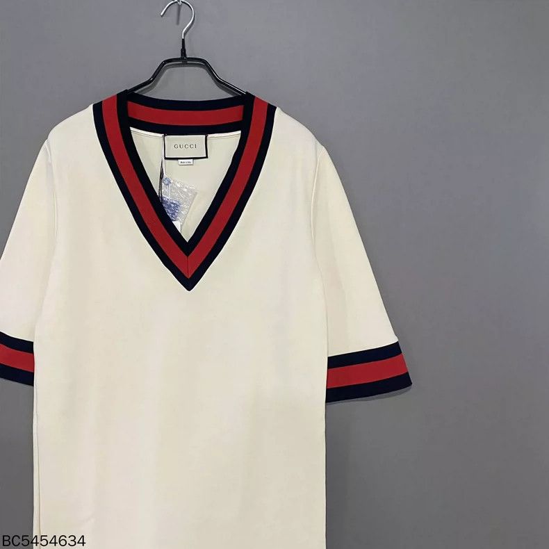 Gucci Classic V-Neck Dress by GUCCI Size L / US 10 / IT 46 - 2 Thumbnail