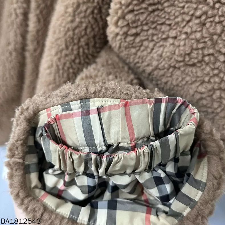 Burberry Burberry Teddy Coat with Inner Pattern Size M / US 6-8 / IT 42-44 - 7 Thumbnail