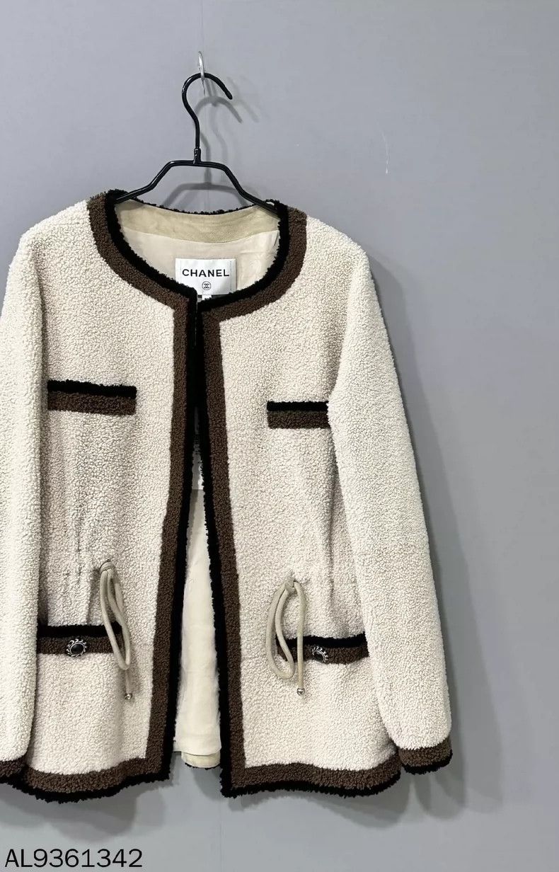 Chanel Color Blocked Lambswool Jacket Size XS / US 0-2 / IT 36-38 - 2 Thumbnail