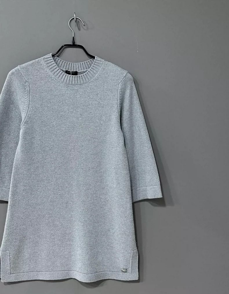 Chanel Chanel Gray Knit Top for Women Size XS / US 0-2 / IT 36-38 - 2 Thumbnail
