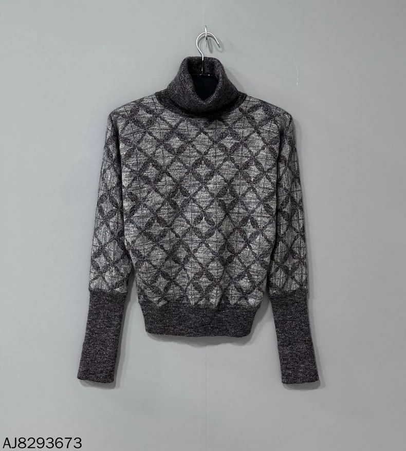 Chanel High Neck Diamond Pattern Sweater Size XS / US 0-2 / IT 36-38 - 2 Thumbnail