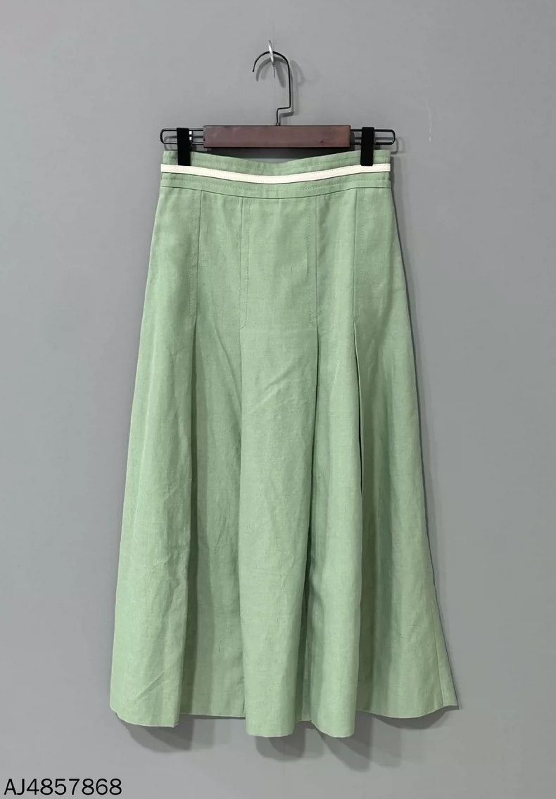 Gucci Gucci A-line Skirt with Chain Detail Size 36" / US 14 / IT 50 - 2 Thumbnail
