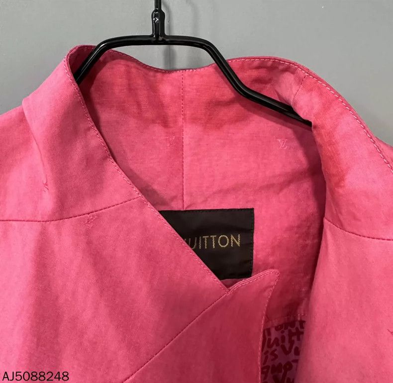 Louis Vuitton Pink Windbreaker with Printed Lining Size M / US 6-8 / IT 42-44 - 9 Thumbnail