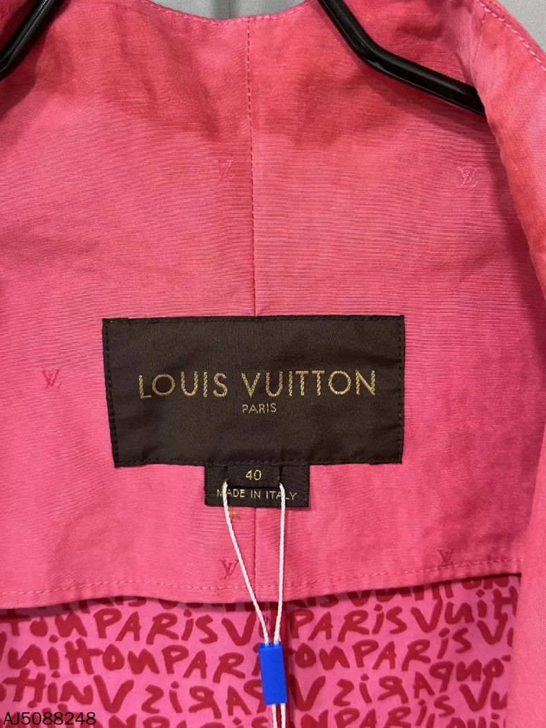Louis Vuitton Pink Windbreaker with Printed Lining Size M / US 6-8 / IT 42-44 - 8 Thumbnail