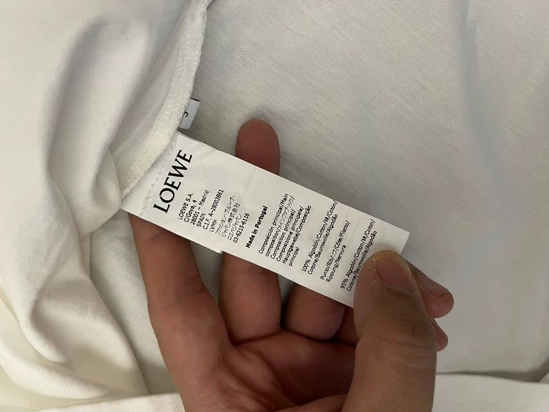Loewe Loewe White T-Shirt with Embroidered Logo Size S / US 4 / IT 40 - 4 Thumbnail