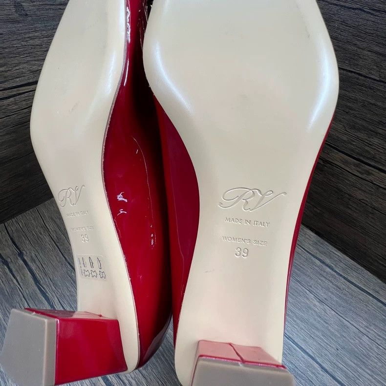 Roger Vivier Roger Vivier Red Buckle Mid-Heeled Shoes Size US 8 / IT 38 - 6 Thumbnail