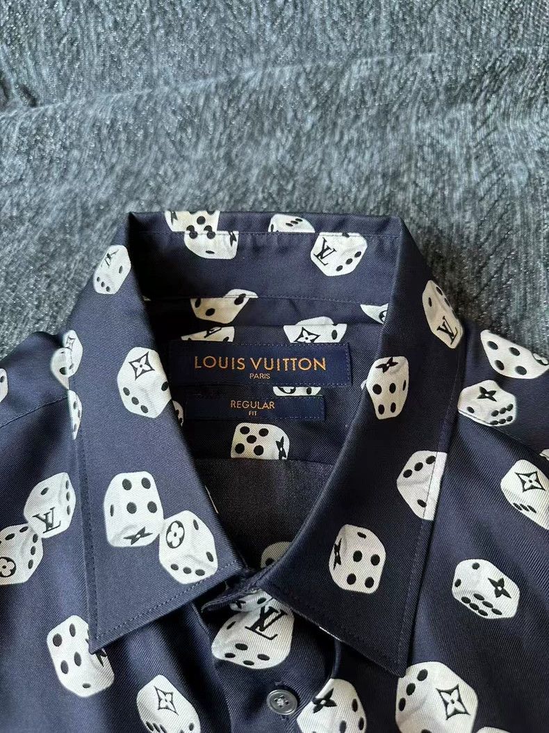 Louis Vuitton Louis Vuitton Dice Print Shirt Size L Size L / US 10 / IT 46 - 3 Thumbnail