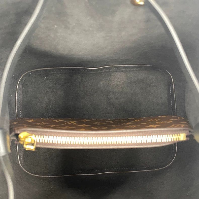 Louis Vuitton Louis Vuitton Black Bucket Shoulder Bag Size ONE SIZE - 8 Thumbnail